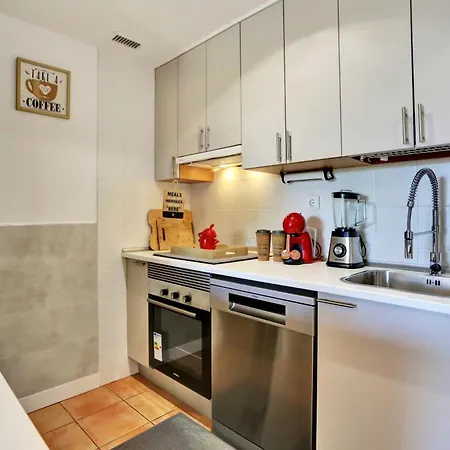 El Paraiso, Beautiful Swimming Pool With Ocean View, Parking, Fiber Daire *
